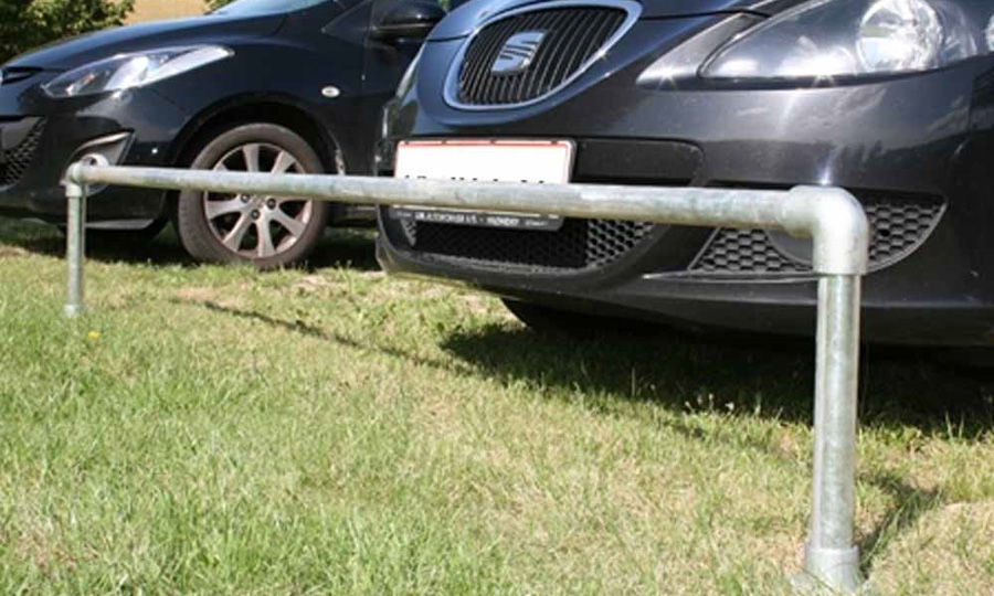 Skyddsbarriär parkering i galvat beslagssystem