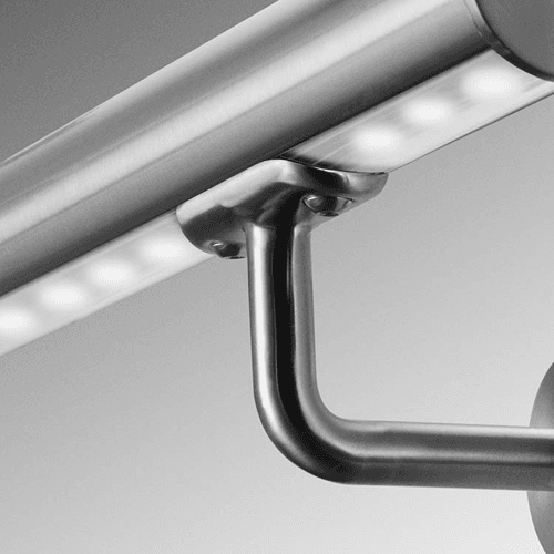 LED-belyst ledstång i borstad rostfri från Inoxa